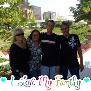 Meet your Posher, Claudia